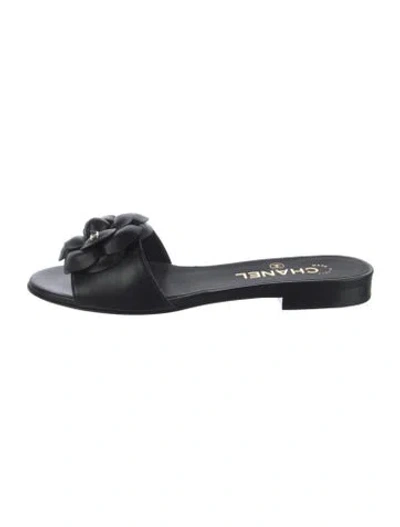 Pre-owned Chanel 2024 Interlocking Cc Logo Slides In Black