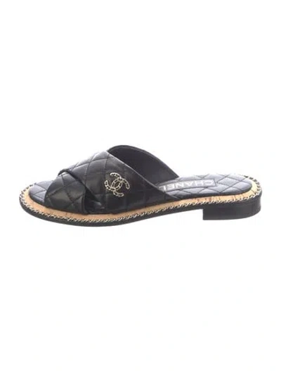 Pre-owned Chanel 2024 Interlocking Cc Logo Slides In Black