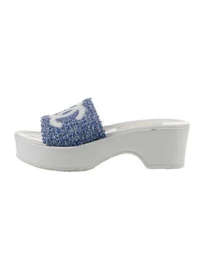 Pre-owned Chanel 2024 Interlocking Cc Logo Slides In Blue