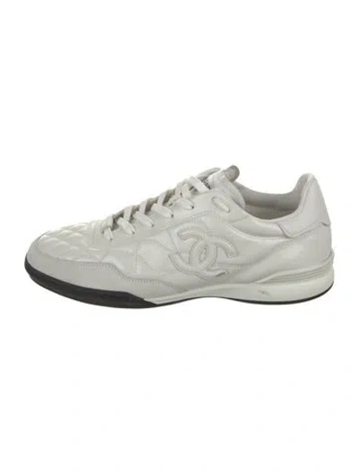 Pre-owned Chanel 2024 Interlocking Cc Logo Sneakers In White