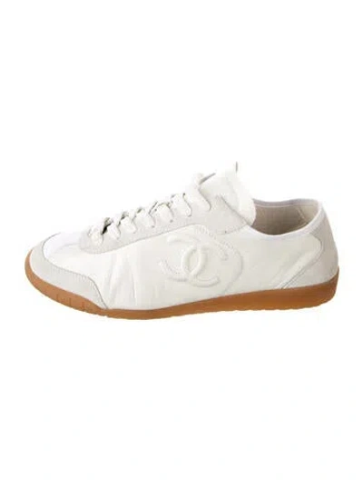 Pre-owned Chanel 2024 Interlocking Cc Logo Sneakers In White