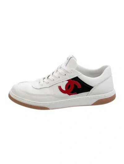 Pre-owned Chanel 2024 Interlocking Cc Logo Sneakers In White