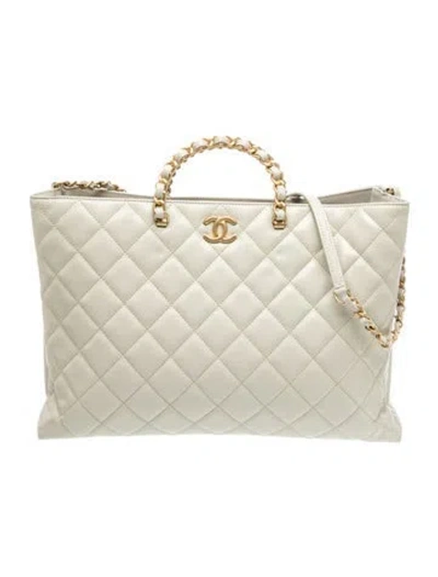 Pre-owned Chanel 2024 Large Chain Shopping Tote In Grey