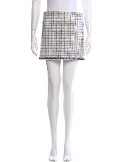 Pre-owned Chanel 2024 Mini Skirt In White