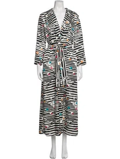 Pre-owned Chanel 2024 Silk Coat In White