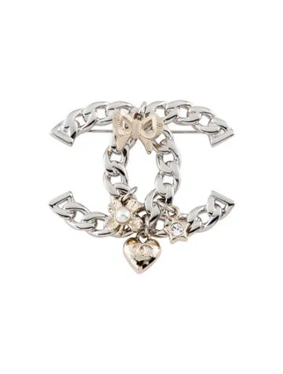 Pre-owned Chanel 2024 Strass & Faux Pearl Cc Brooch In White