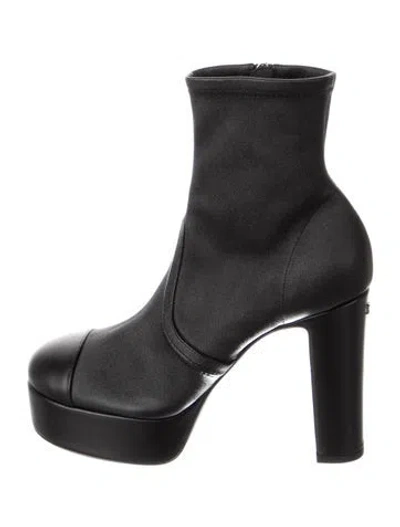 Pre-owned Chanel 2024-2025 Interlocking Cc Logo Boots In Black