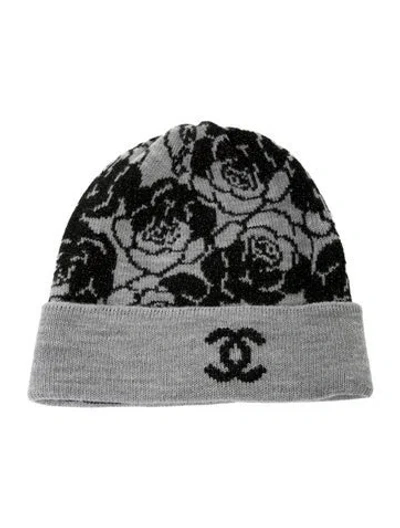 Pre-owned Chanel 2025 Cashmere Camellia Beanie In Black/grey