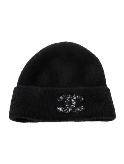 Pre-owned Chanel 2025 Cc Cashmere Beanie In Black
