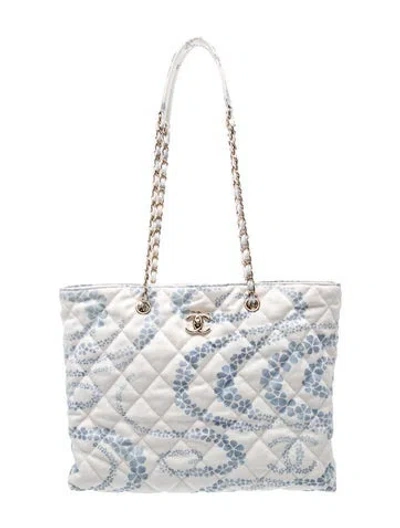 Pre-owned Chanel 2025 Denim Coco Beach Tote In White