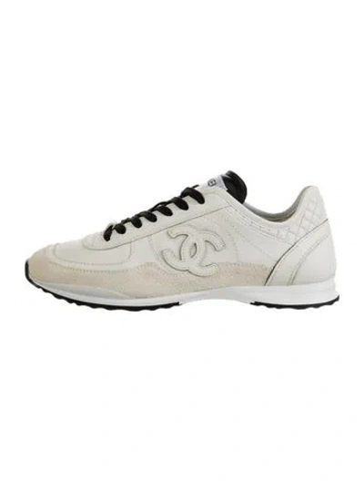 Pre-owned Chanel 2025 Interlocking Cc Logo Athletic Sneakers In Neutrals/white