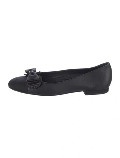 Pre-owned Chanel 2025 Interlocking Cc Logo Ballet Flats In Black