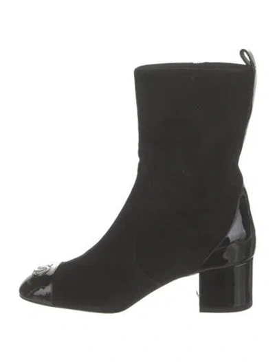 Pre-owned Chanel 2025 Interlocking Cc Logo Boots In Black