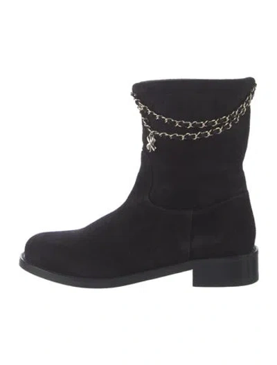 Pre-owned Chanel 2025 Interlocking Cc Logo Boots In Black/blue