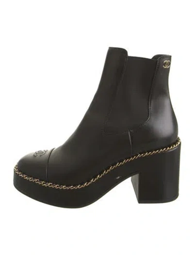 Pre-owned Chanel 2025 Interlocking Cc Logo Chelsea Boots In Green