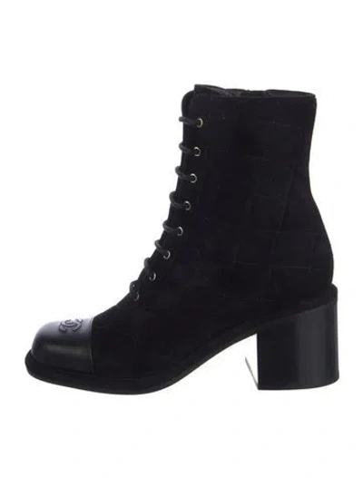 Pre-owned Chanel 2025 Interlocking Cc Logo Combat Boots In Black