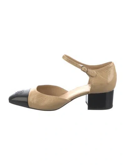 Pre-owned Chanel 2025 Interlocking Cc Logo D'orsay Pumps
