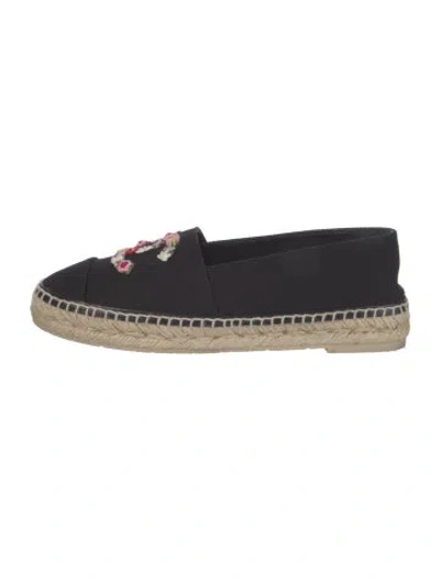 Pre-owned Chanel 2025 Interlocking Cc Logo Espadrilles In Black
