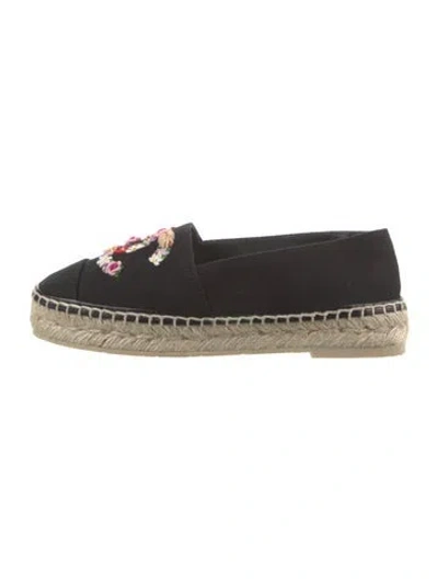 Pre-owned Chanel 2025 Interlocking Cc Logo Espadrilles In Black