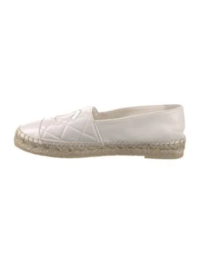Pre-owned Chanel 2025 Interlocking Cc Logo Espadrilles In White