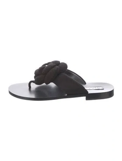 Pre-owned Chanel 2025 Interlocking Cc Logo Flip Flops In Black