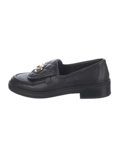 Pre-owned Chanel 2025 Interlocking Cc Logo Loafers In Black