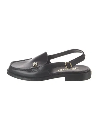 Pre-owned Chanel 2025 Interlocking Cc Logo Loafers In Black