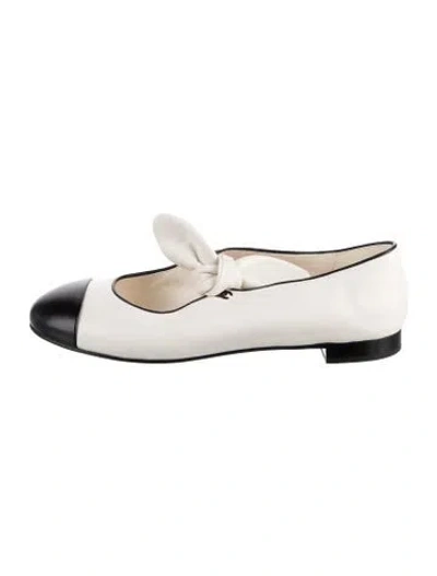 Pre-owned Chanel 2025 Interlocking Cc Logo Mary Jane Flats In White