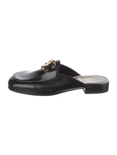 Pre-owned Chanel 2025 Interlocking Cc Logo Mules In Black