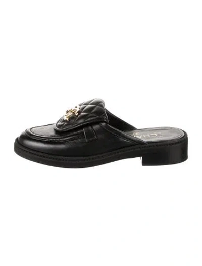 Pre-owned Chanel 2025 Interlocking Cc Logo Mules In Black