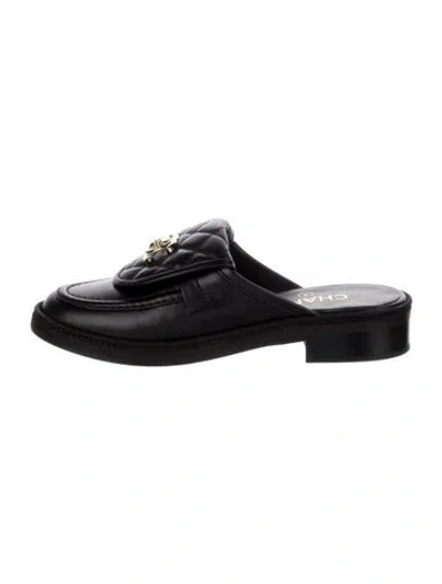 Pre-owned Chanel 2025 Interlocking Cc Logo Mules In Black