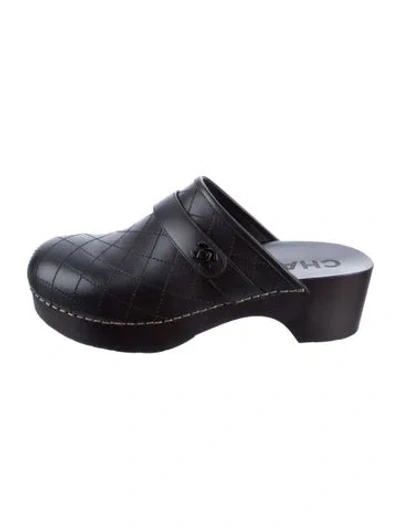 Pre-owned Chanel 2025 Interlocking Cc Logo Mules In Black