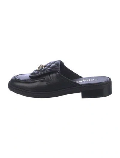Pre-owned Chanel 2025 Interlocking Cc Logo Mules In Black