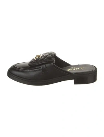 Pre-owned Chanel 2025 Interlocking Cc Logo Mules In Black