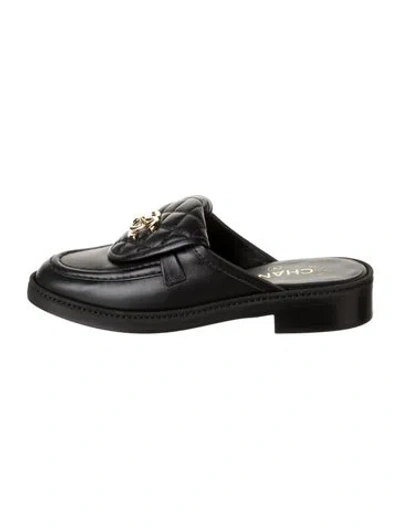 Pre-owned Chanel 2025 Interlocking Cc Logo Mules In Black