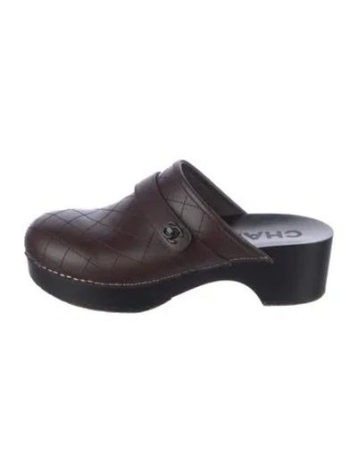 Pre-owned Chanel 2025 Interlocking Cc Logo Mules In Brown