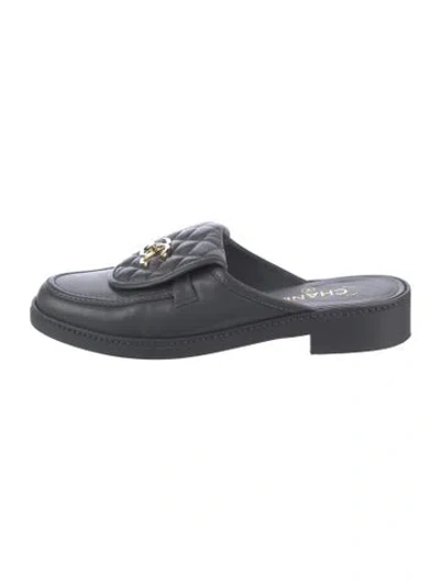 Pre-owned Chanel 2025 Interlocking Cc Logo Mules In Gray