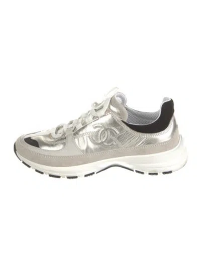 Pre-owned Chanel 2025 Interlocking Cc Logo Sneakers