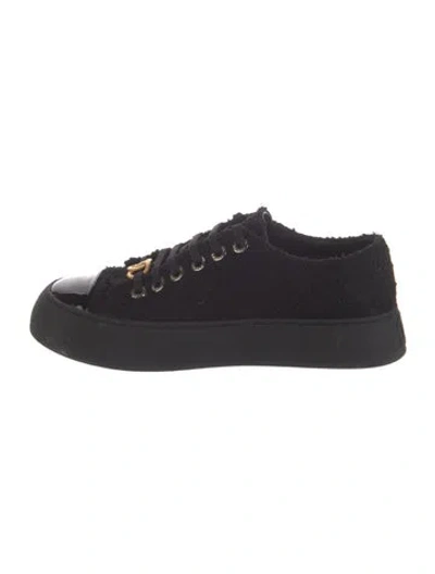 Pre-owned Chanel 2025 Interlocking Cc Logo Sneakers In Black