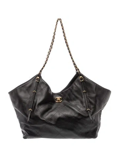 Pre-owned Chanel 2025 Maxi Shopping Tote W/ Pouch In Black
