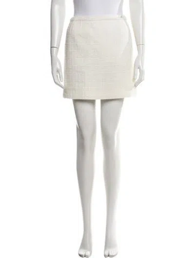 Pre-owned Chanel 2025 Mini Skirt In White