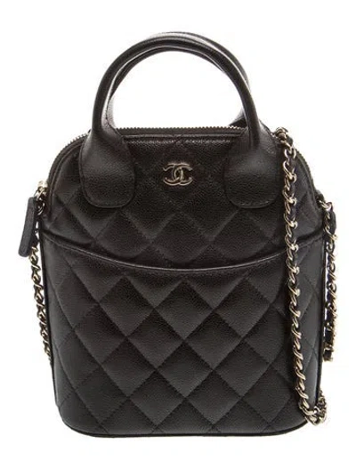 Pre-owned Chanel 2025 Quilted Top Handle Clutch W/ Chain In Black