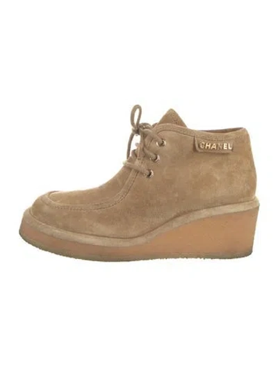 Pre-owned Chanel 2025 Signature Logo Lace-up Boots In Neutral