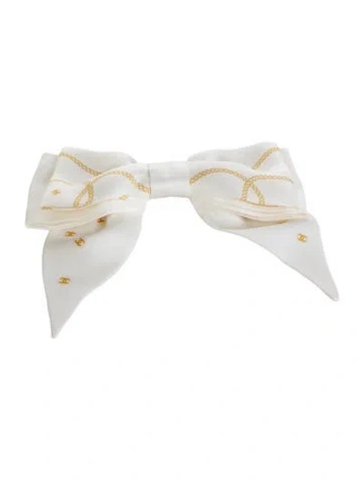 Pre-owned Chanel 2025 Silk Bow Hair Clip In White