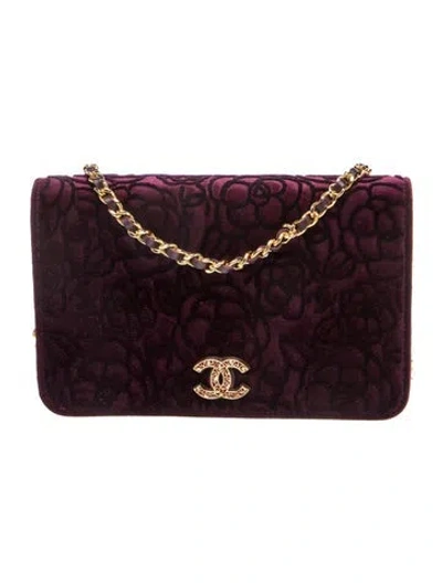 Pre-owned Chanel 2025 Velvet Wallet On Chain In Purple