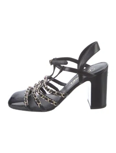 Pre-owned Chanel 2025-2026 Interlocking Cc Logo T-strap Pumps In Black