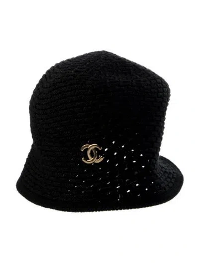 Pre-owned Chanel 2026 Cc Cloche Hat W/ Tags In Black/gold