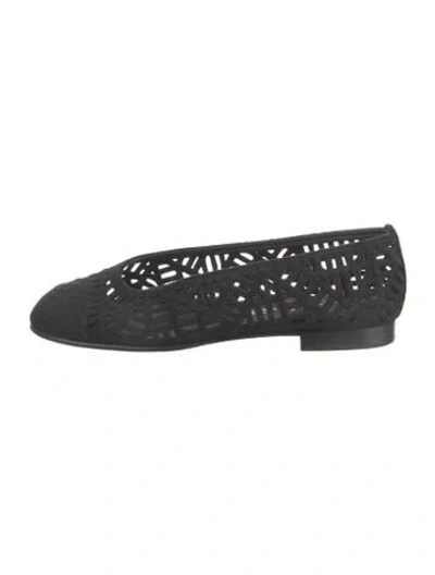 Pre-owned Chanel 2026 Interlocking Cc Logo Ballet Flats In Black