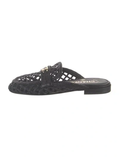 Pre-owned Chanel 2026 Interlocking Cc Logo Mules W/ Tags In Black