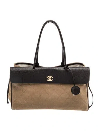 Pre-owned Chanel 2026 Urban Essentials Shopping Tote